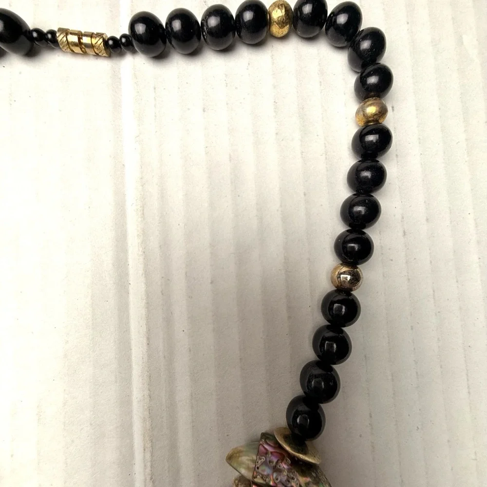 Handmade Abalone Shell Pendant‎ Necklace Black Beaded Beads 24” Beachy Boho